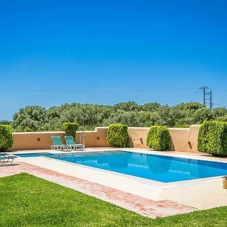 Fokata Sleeps 4 Pool Air Con Wifi Svoronata